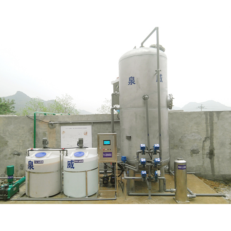 How can water purification equipment achieve efficient purification through filtration systems against the common contamination of farm water sources with sediment, heavy metals, and microorganisms?